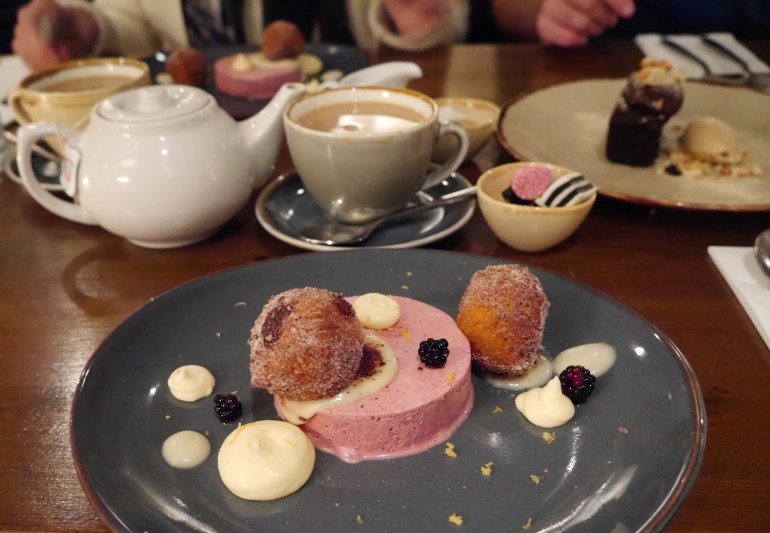 Desserts at Wiveton Bell