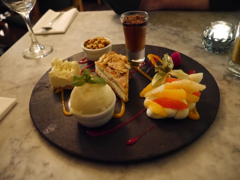 Riddle&Finns Desserts to Share Board