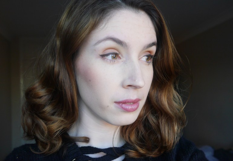 Blogger wearing New Cid foundation in Latte