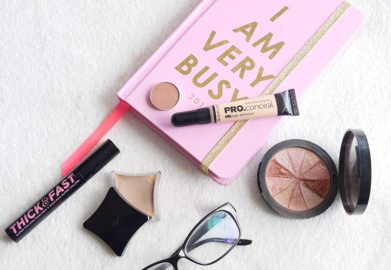 Bloggers simple work make-up