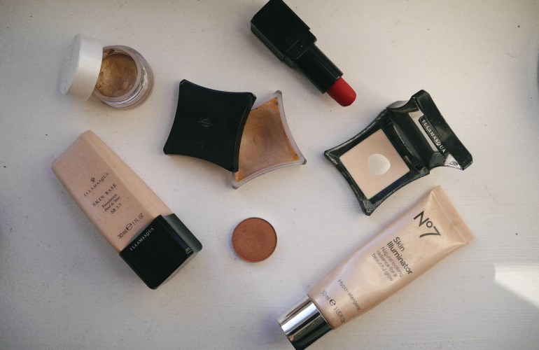 Fuss Free Festive Make Up